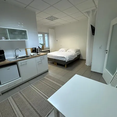 Ecke's *